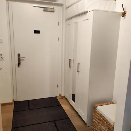 Cityapartment Am See 3*