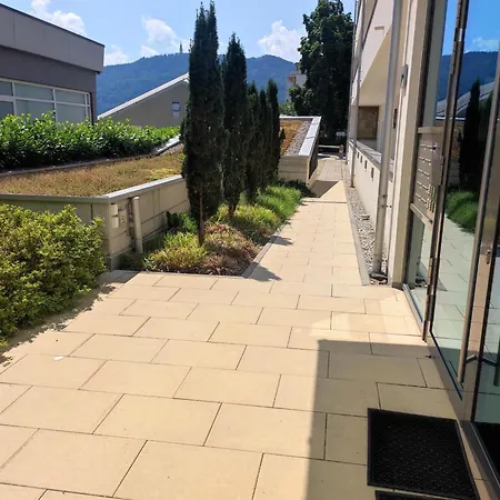 Cityapartment Am See 3*